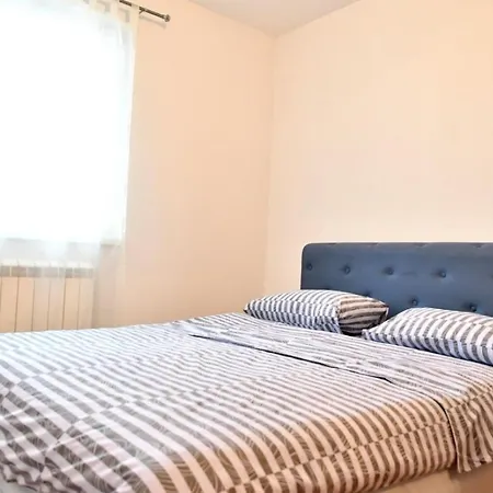 Apartman Na Dan Manojlo Istocno Sarajevo * Lukavica