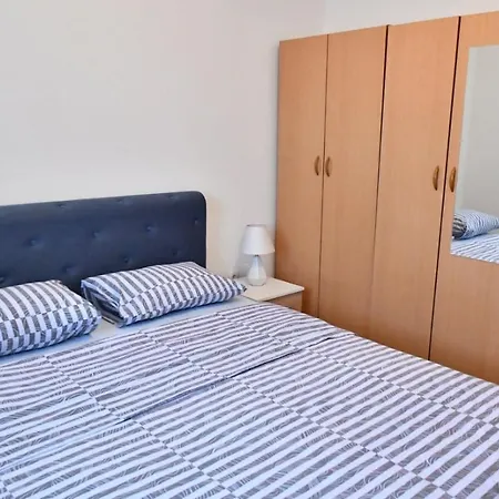 公寓 Apartman Na Dan Manojlo Istocno Sarajevo *